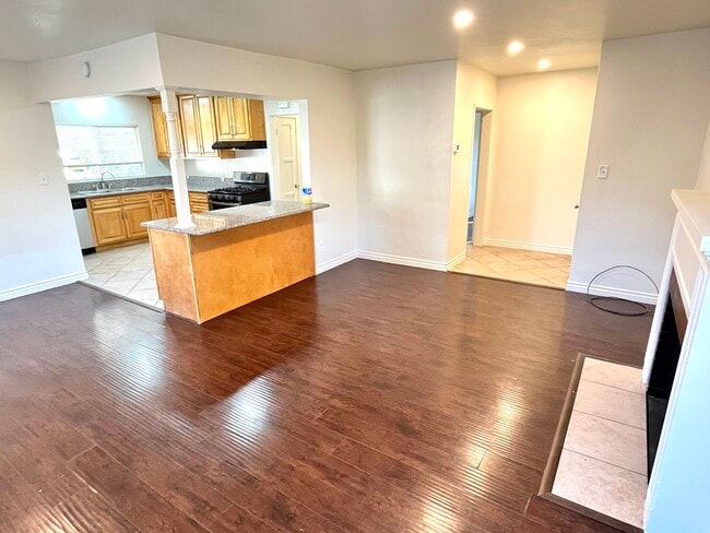 3485 Belle St in San Bernardino, CA - Foto de edificio - Building Photo