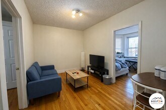165 Hemenway St, Unit 17 in Boston, MA - Building Photo - Building Photo