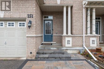 151 Courtland Crescent in Newmarket, ON - Building Photo - Building Photo