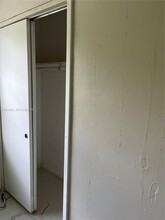 19821 NE 13th Ct in Miami, FL - Building Photo - Building Photo