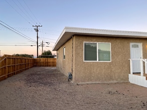 140 W Upjohn Ave in Ridgecrest, CA - Building Photo - Building Photo