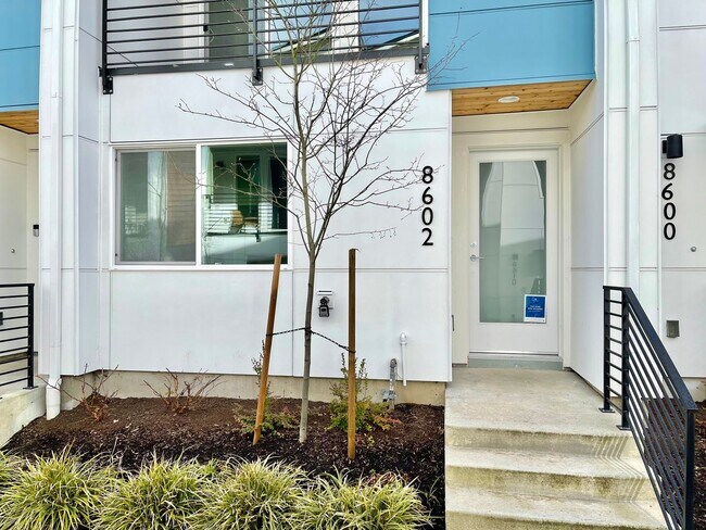 8602 22nd Pl NE in Seattle, WA - Building Photo - Building Photo