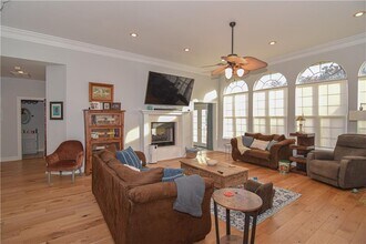 2716 W Centennial Dr in Rogers, AR - Building Photo - Building Photo