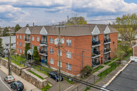 501 W Main St in Stamford, CT - Building Photo - Primary Photo