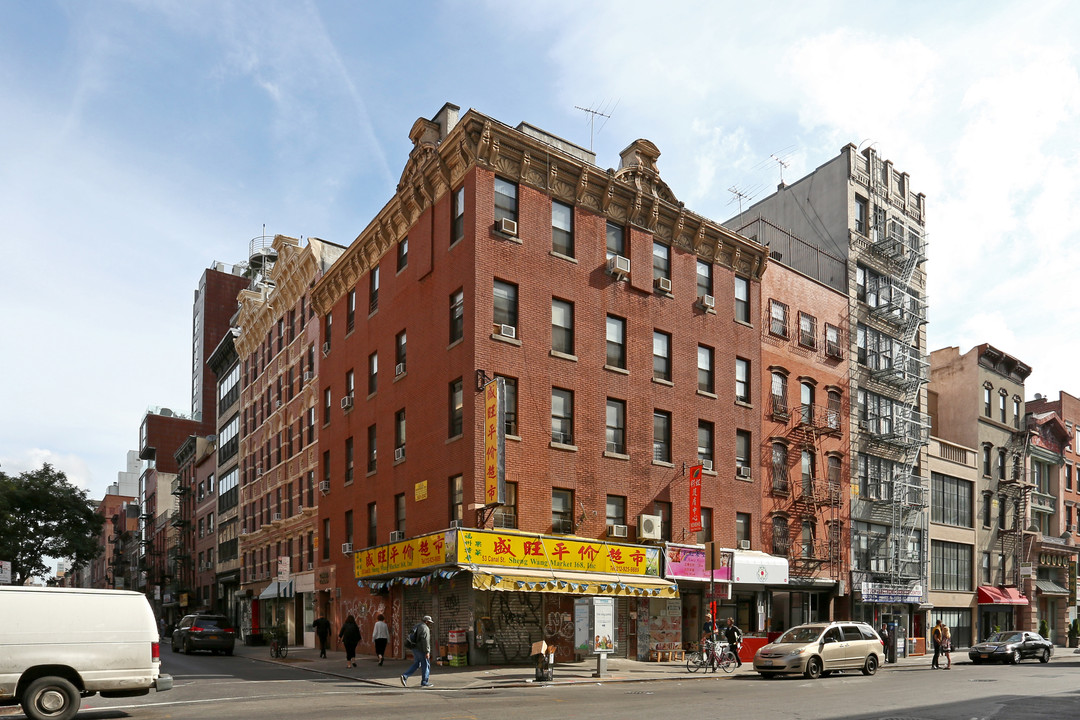 51-53 Canal St in New York, NY - Building Photo