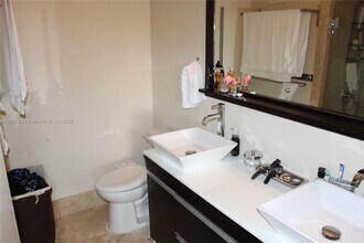 3678 San Simeon Cir in Weston, FL - Building Photo - Building Photo