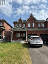 15 Jack Potts Wy in Courtice, ON - Building Photo - Building Photo
