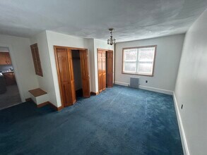 14 Cherry St, Unit 1 in Somerville, MA - Building Photo - Building Photo