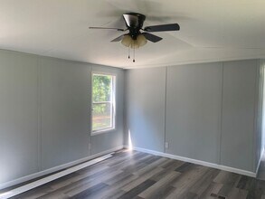 468 Lake Dr in Richlands, NC - Building Photo - Building Photo