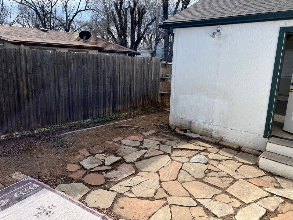 815 Dameron Dr in Prescott, AZ - Foto de edificio