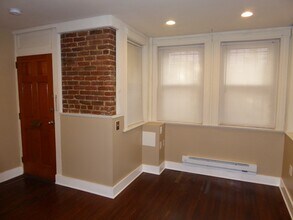 106 9th St SE in Washington, DC - Foto de edificio - Building Photo