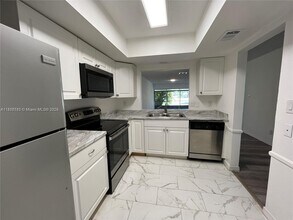6520 NW 98th Terrace in Tamarac, FL - Building Photo - Building Photo