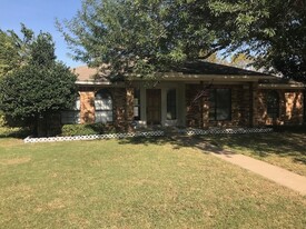 801 Bass Dr in Plano, TX - Building Photo