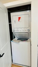 956 E 76th St-Unit -Z in Chicago, IL - Building Photo - Building Photo