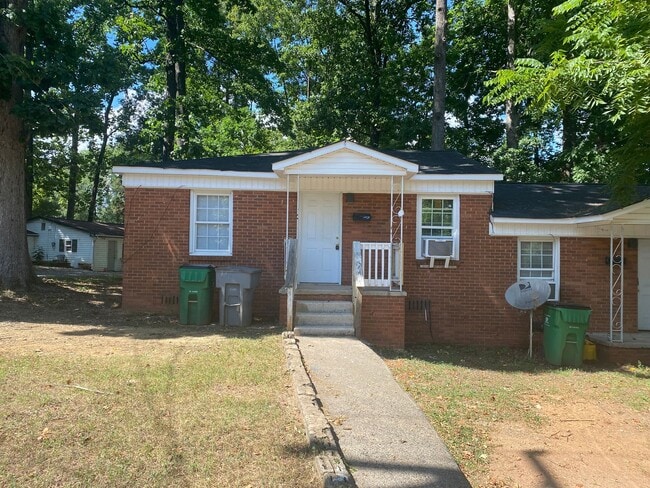 property at 1414 Catherine Simmons Ave