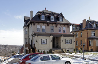 3313 Brownsville Rd in Pittsburgh, PA - Building Photo - Building Photo