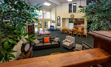 Riley Court in Bountiful, UT - Foto de edificio - Building Photo