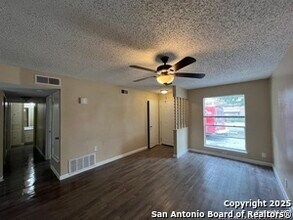 2014 Anchor Dr in San Antonio, TX - Building Photo - Building Photo