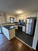 3909 S Marshall Dr in Independence, MO - Building Photo - Building Photo