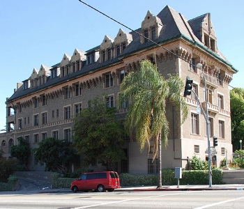 Clark Residence in Los Angeles, CA - Foto de edificio