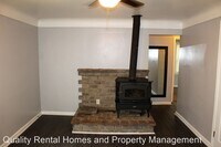 967 Salisbury Ave photo'