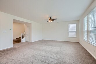 3617 Silver Set in San Antonio, TX - Building Photo - Building Photo