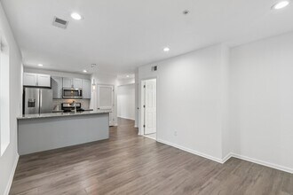 2227 E Cumberland St in Philadelphia, PA - Building Photo - Building Photo