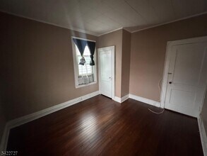 742 Pennington St in Elizabeth, NJ - Building Photo - Building Photo