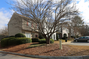 101-108 Wedgewood Way in Atlanta, GA - Building Photo