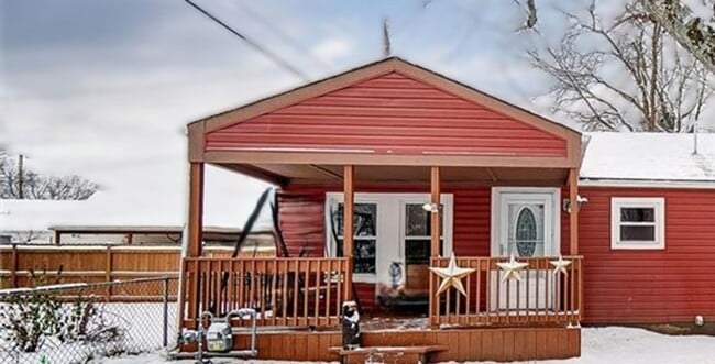 property at 1515 Berry Ave