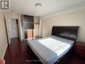 350 Seneca Hill Dr in Toronto, ON - Building Photo - Building Photo