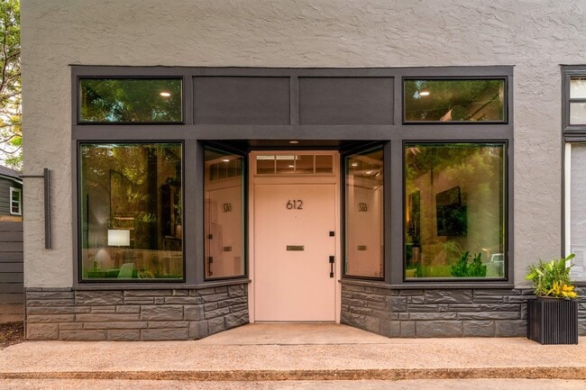 612 W 8th Ave in Tallahassee, FL - Building Photo - Building Photo