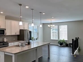 4210 Essex Pond Wy in Cumming, GA - Building Photo - Building Photo