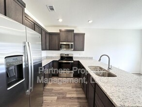 943 S Rupple Rd in Fayetteville, AR - Building Photo - Building Photo