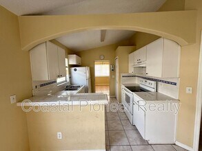 1002 Golfside Ct in Kissimmee, FL - Building Photo - Building Photo