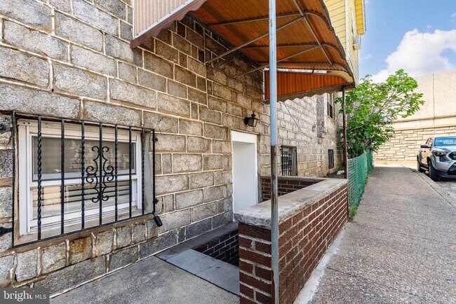 1617 Packer Ave in Philadelphia, PA - Building Photo - Building Photo