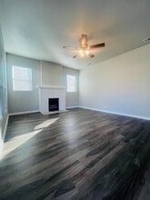 822 W Fischer St, Unit 2 in Sherman, TX - Building Photo - Building Photo
