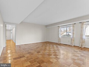 10613 Montrose Ave in Bethesda, MD - Building Photo - Building Photo