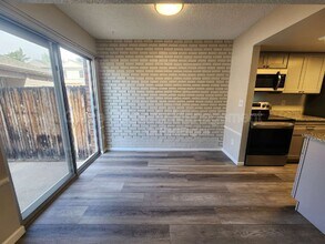 24 Amesbury St in Broomfield, CO - Building Photo - Building Photo