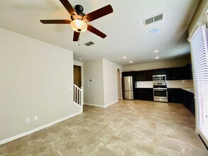 1323 Joy Dr in Clovis, CA - Building Photo - Building Photo