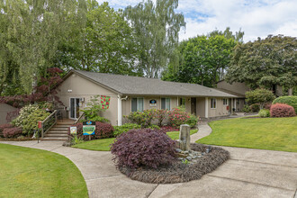 The Park at Greenway in Beaverton, OR - Foto de edificio - Building Photo