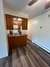 Kingstone Apartments 2 in Des Moines, IA - Building Photo - Interior Photo