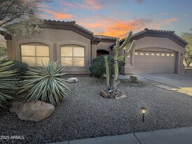 4933 E Crimson Terrace in Cave Creek, AZ - Building Photo