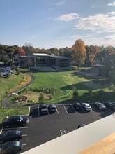 Weston Park in Weymouth, MA - Foto de edificio - Building Photo