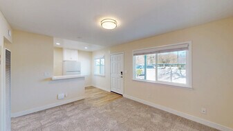 15443 Marty Dr in Glen Ellen, CA - Building Photo