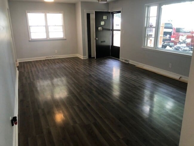 808 17th St in West Des Moines, IA - Building Photo - Building Photo