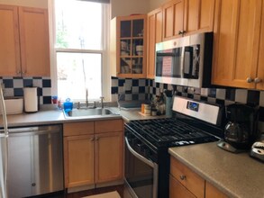 710 7th St NE in Washington, DC - Building Photo - Building Photo