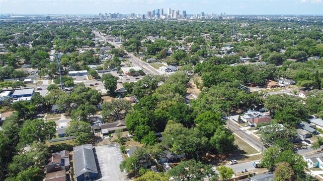 1505 E North Bay St in Tampa, FL - Building Photo - Building Photo