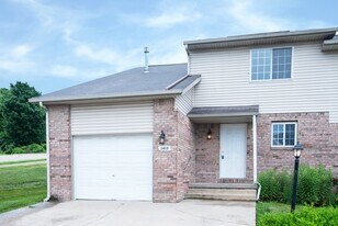 1413 W Allen St in Bloomington, IN - Building Photo