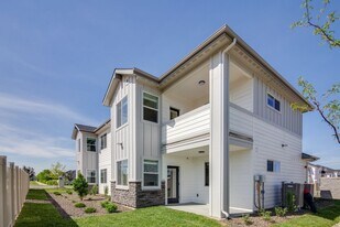 1005 Wilford Ln in Caldwell, ID - Building Photo